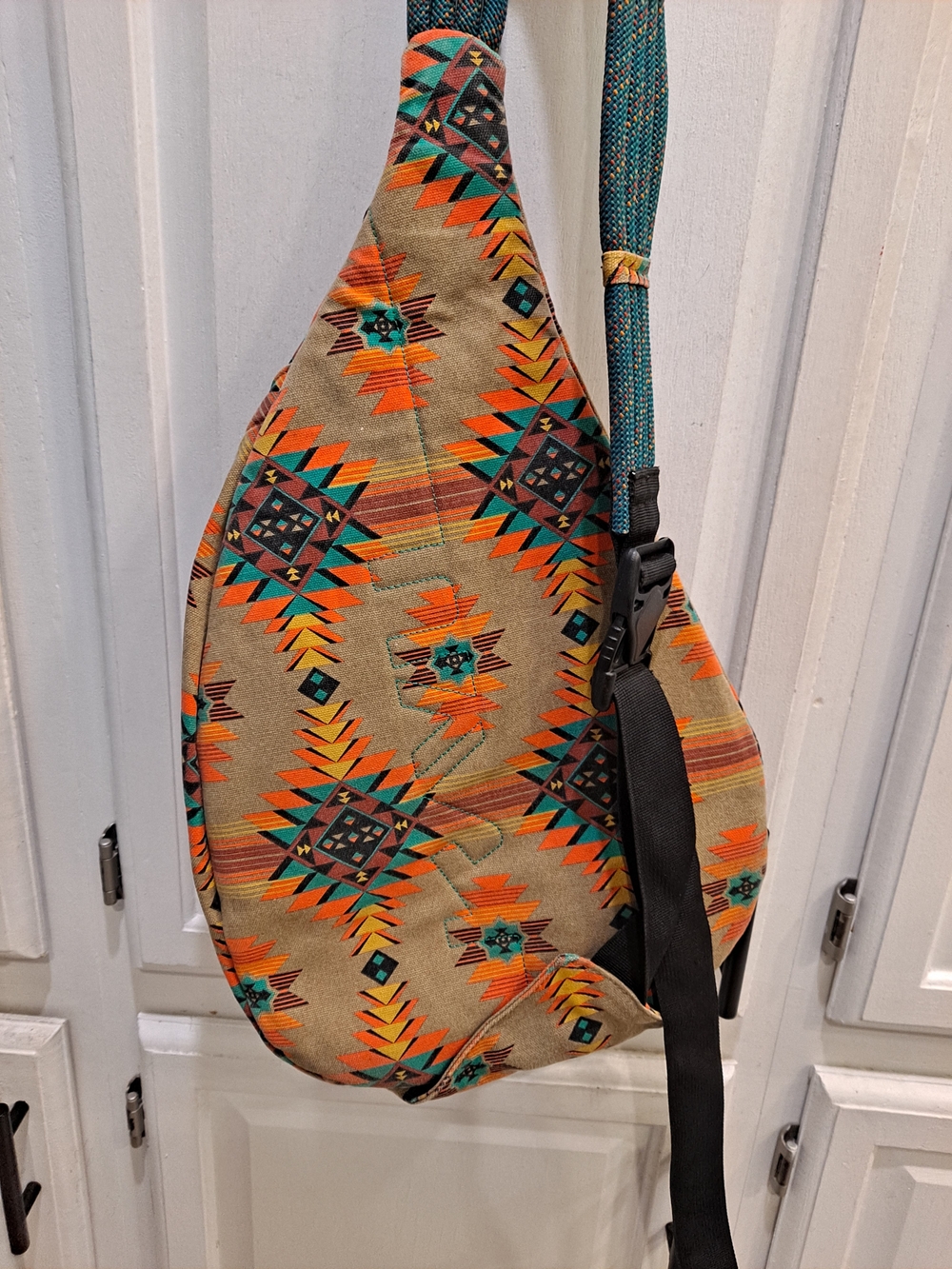 Kavu 'Mojave Dunes' Tan Rope Sling Bag Teal Orange Aztec Accents Canvas Tote - Picture 5 of 12